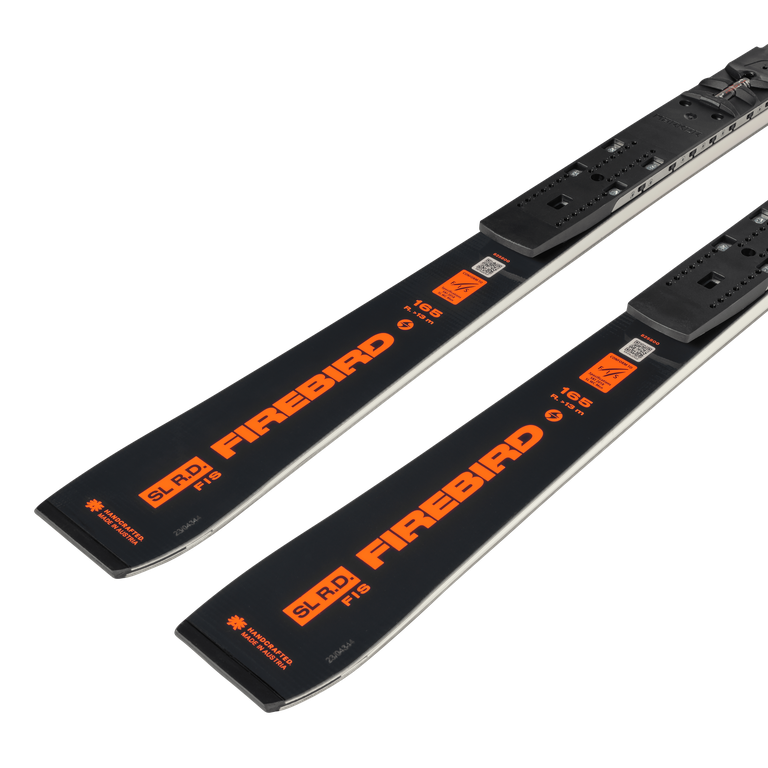 Ориганальные лыжи Кубка Мира 25/26 Blizzard FIREBIRD SL R.D. 158 с платформой Marker Piston Plate 10 mm