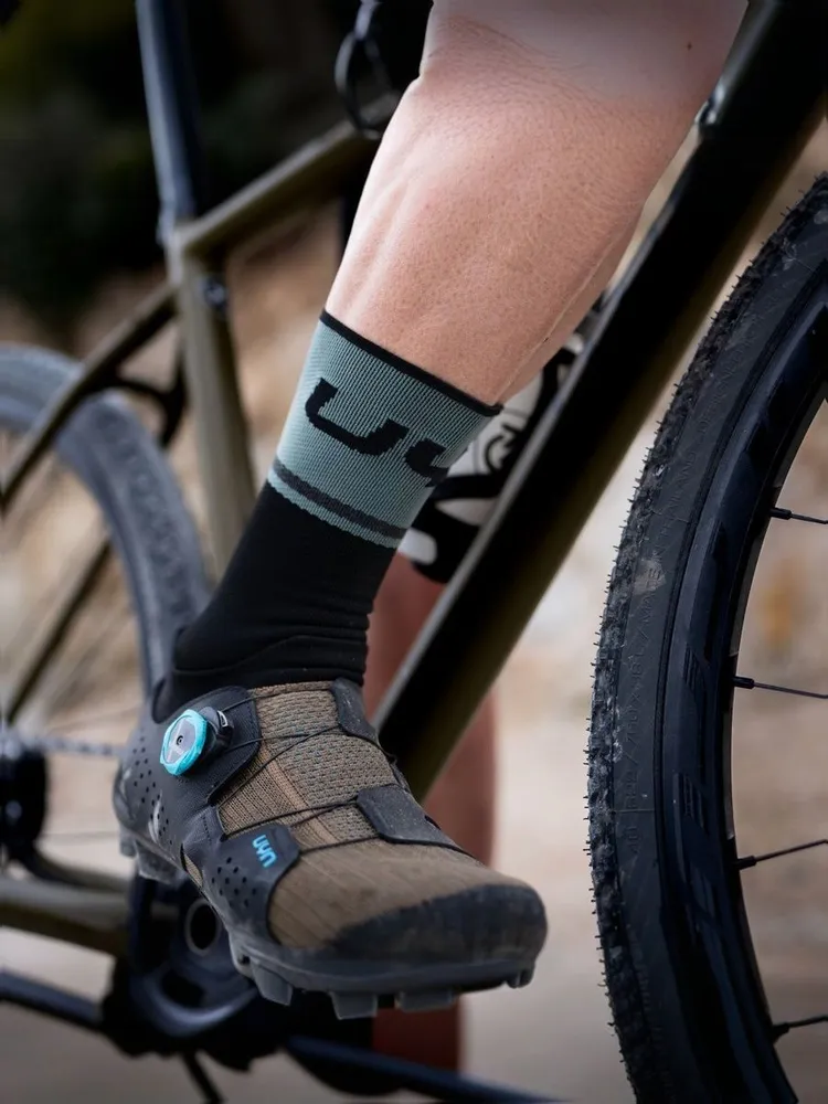 MAN CYCLING ONE LIGHT SOCKS White/Silver