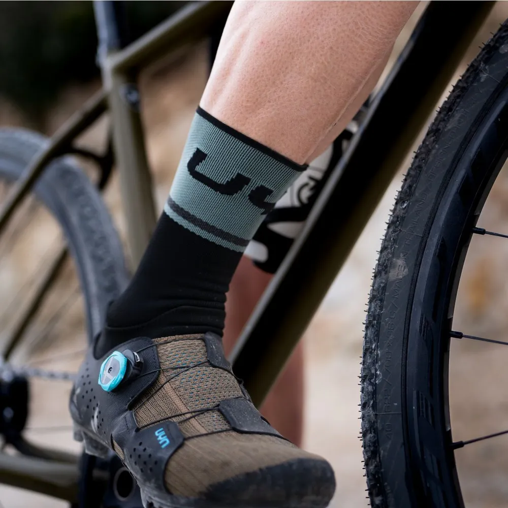 Носки велосипедные MAN CYCLING ONE LIGHT SOCKS Black/Cobalt Blue